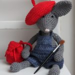 mouse knitted from wool